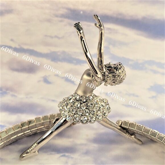 𝅺DANCING Ballerina Silver Tone Brooch with Sparkling Crystals - Picture 4 of 14